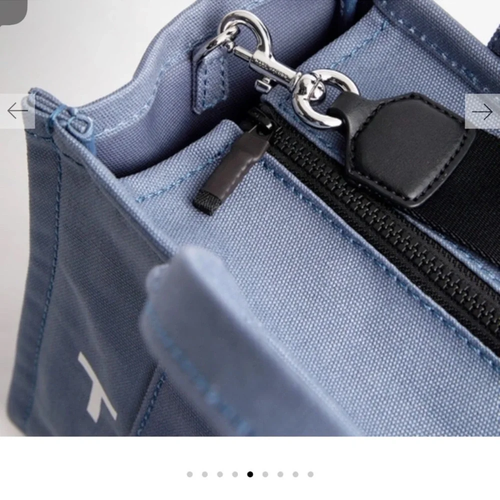 Marc Jacobs Blue Tote Bag - Picture 5 of 8